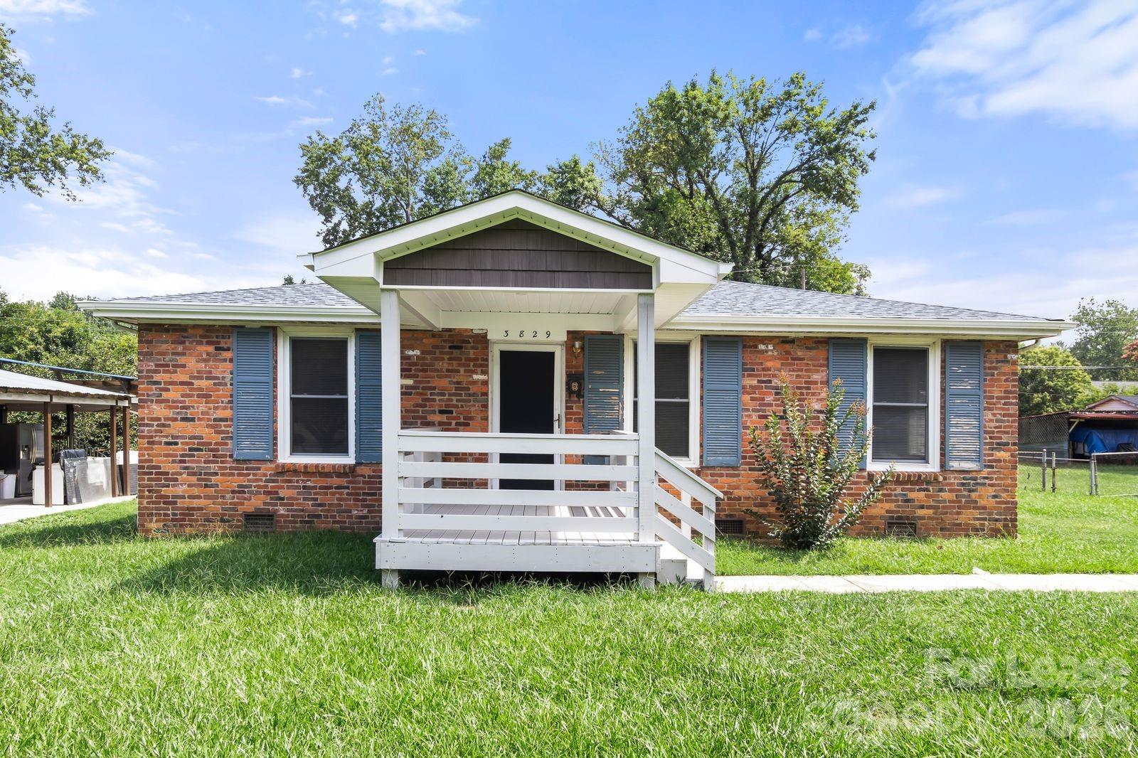 3829 Stonehaven Drive Charlotte NC 28215