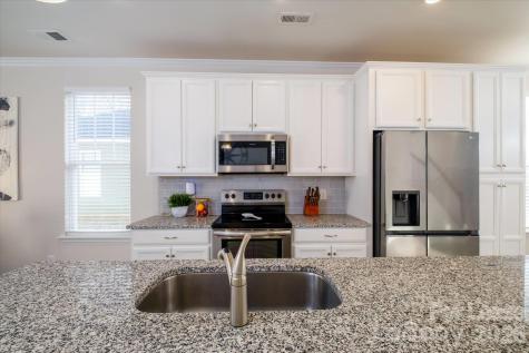8156 Merryvale Lane Charlotte NC 28214