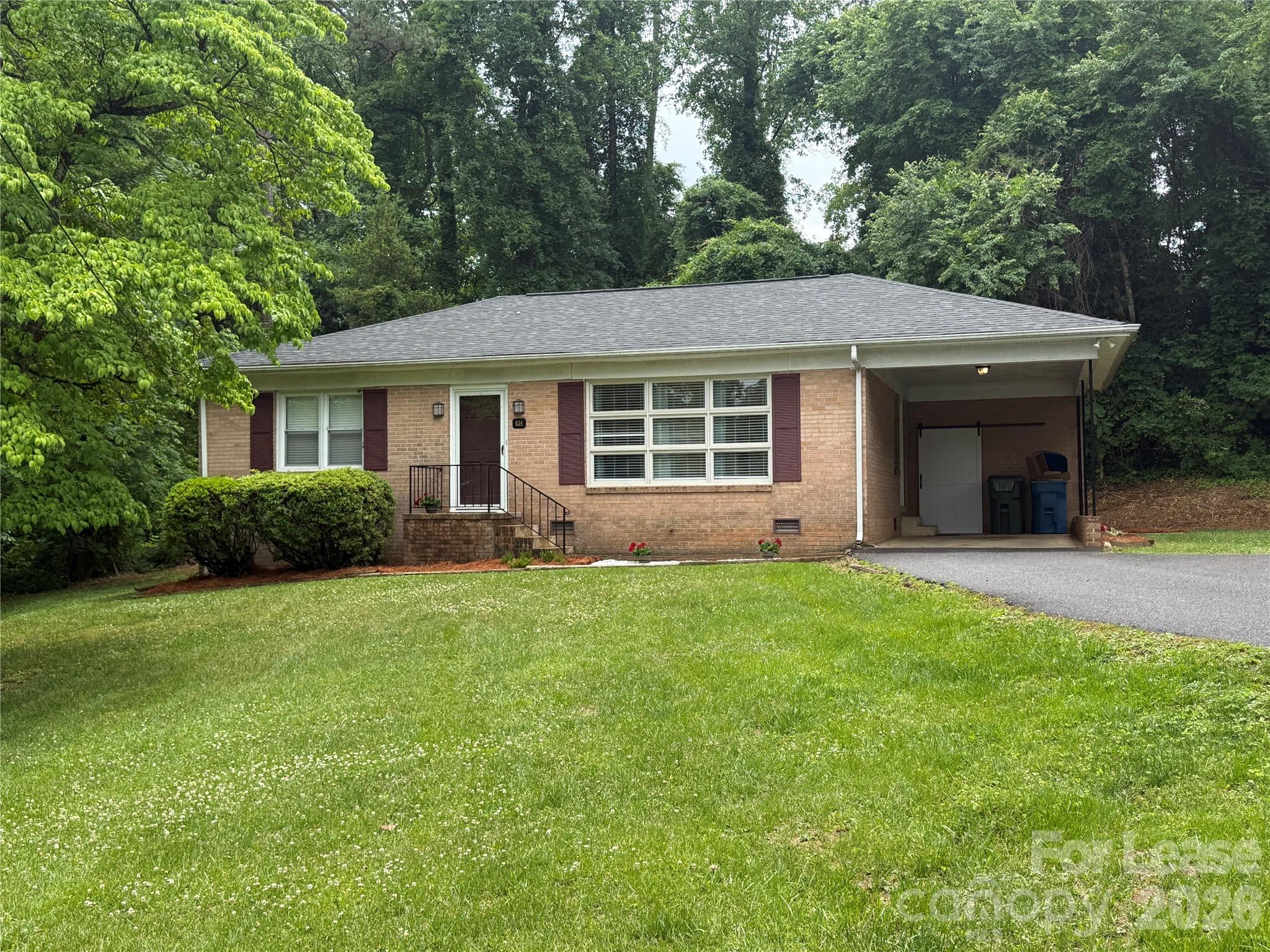 634 23rd Avenue NE Hickory NC 28601
