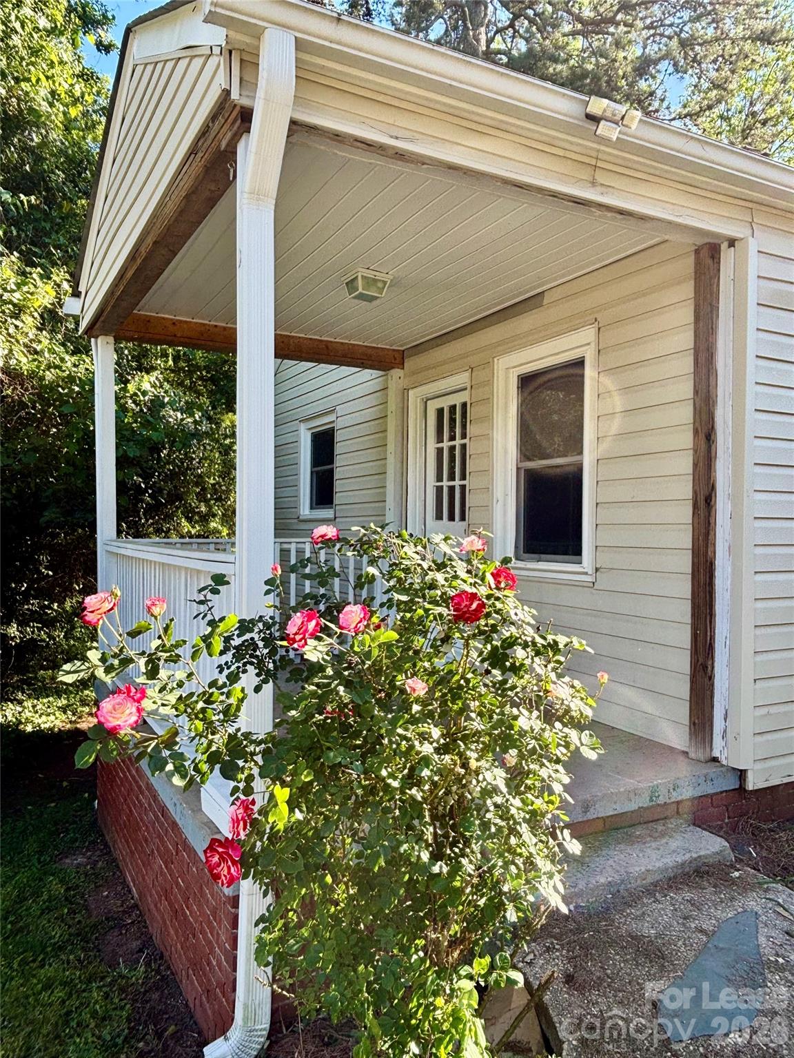2565 Brentwood Place Charlotte NC 28208