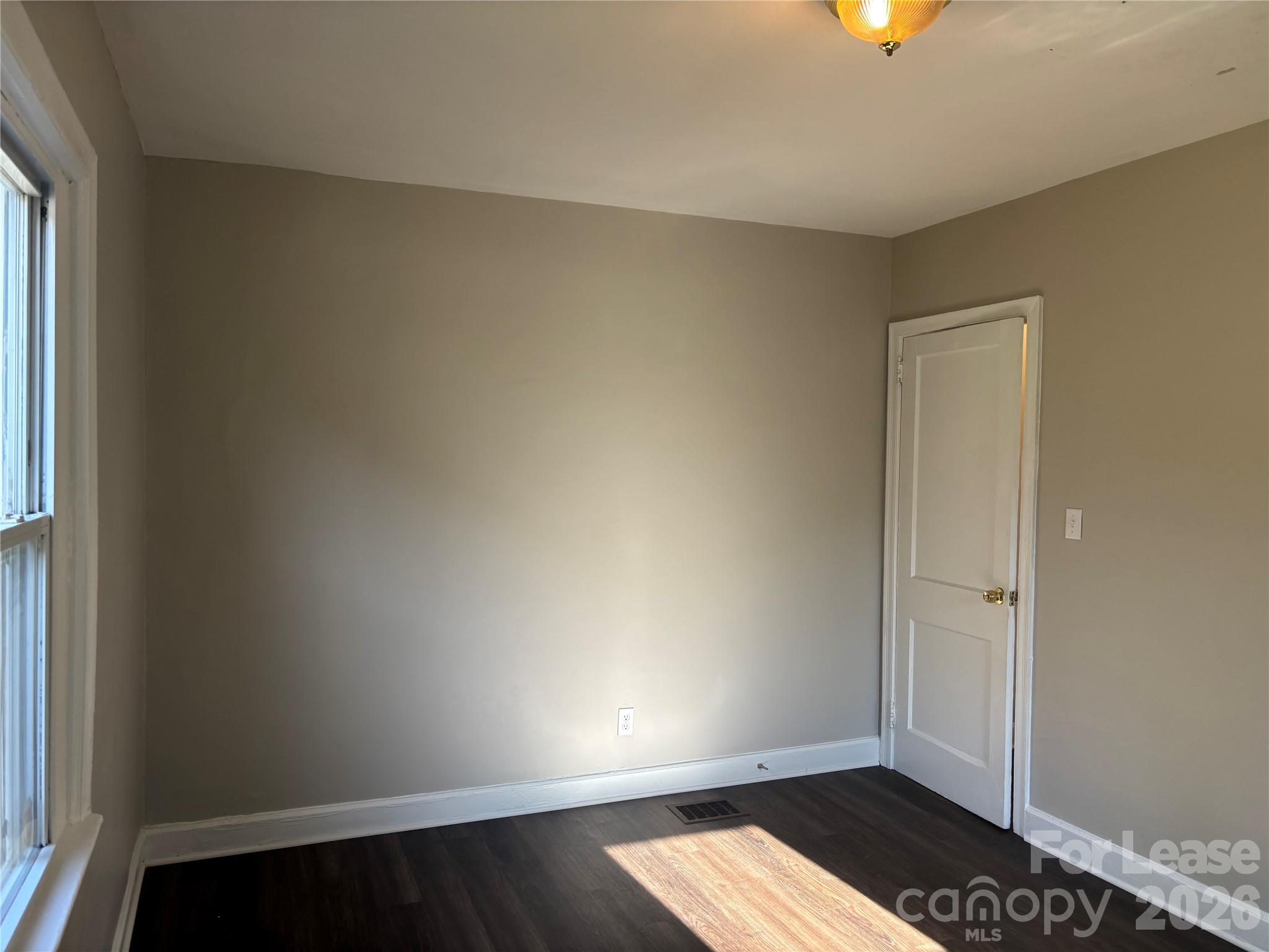 2565 Brentwood Place Charlotte NC 28208