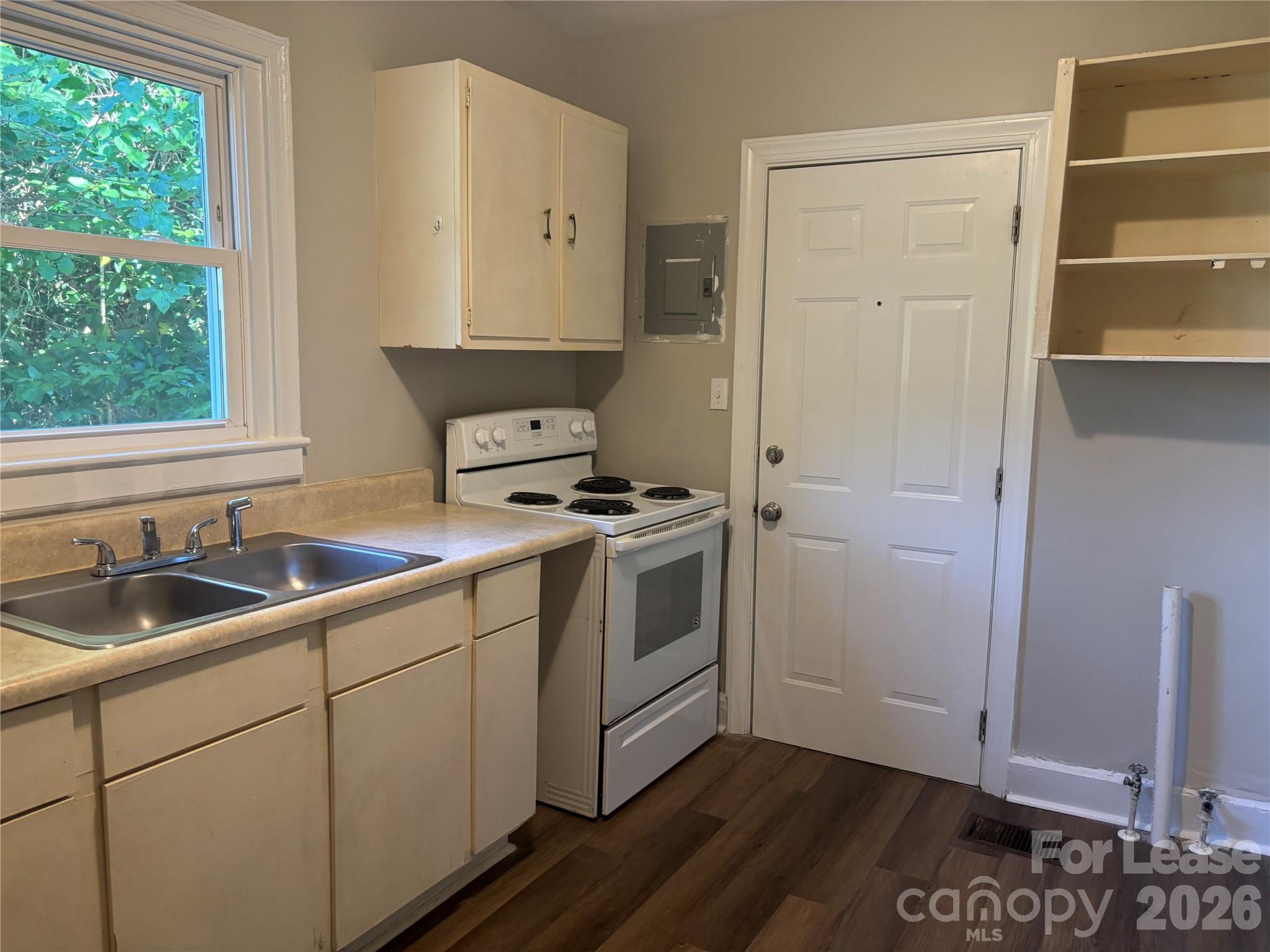 2565 Brentwood Place Charlotte NC 28208