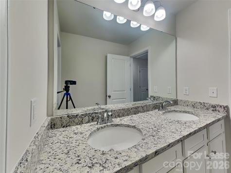 123 Halesworth Road Mooresville NC 28117