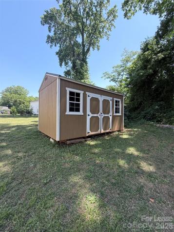 4615 Willard Street Charlotte NC 28208