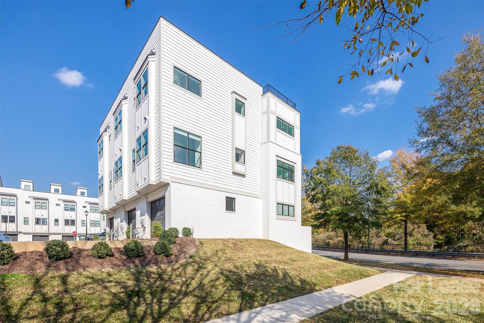 2319 Wesley Village Road Charlotte NC 28208