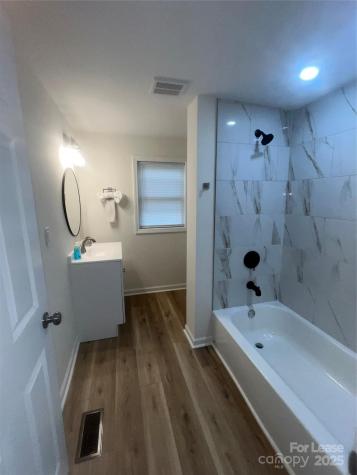 39 E White Street Chester SC 29706
