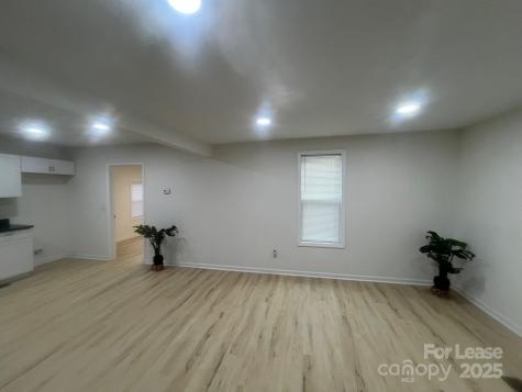 39 E White Street Chester SC 29706