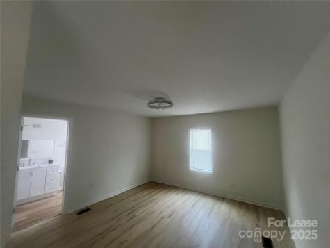 39 E White Street Chester SC 29706
