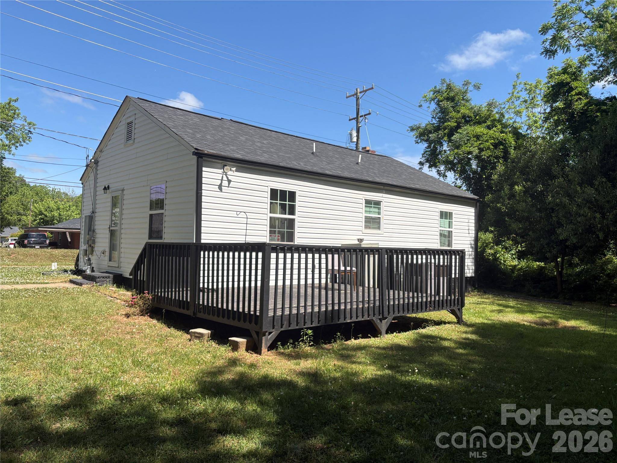 508 N Main Street Lowell NC 28098