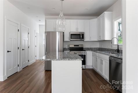 228 Cherrywood Way Asheville NC 28806
