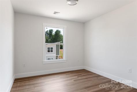 228 Cherrywood Way Asheville NC 28806