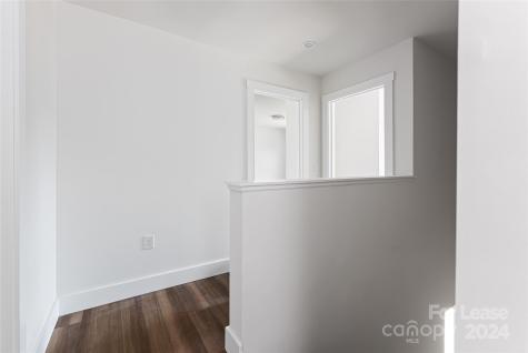 228 Cherrywood Way Asheville NC 28806