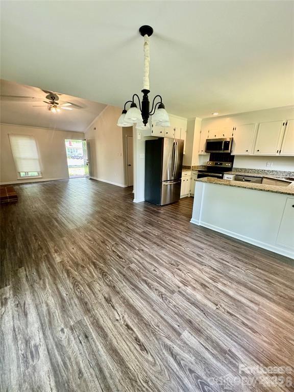 2423 Emstead Court Charlotte NC 28210