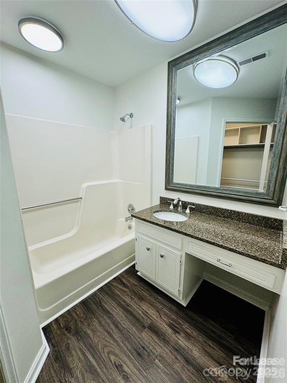 2423 Emstead Court Charlotte NC 28210