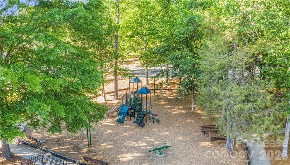 8306 Hornwood Court Charlotte NC 28215