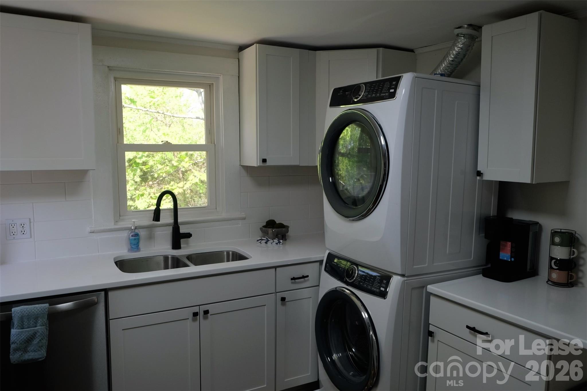 1034 Charles Avenue Charlotte NC 28205
