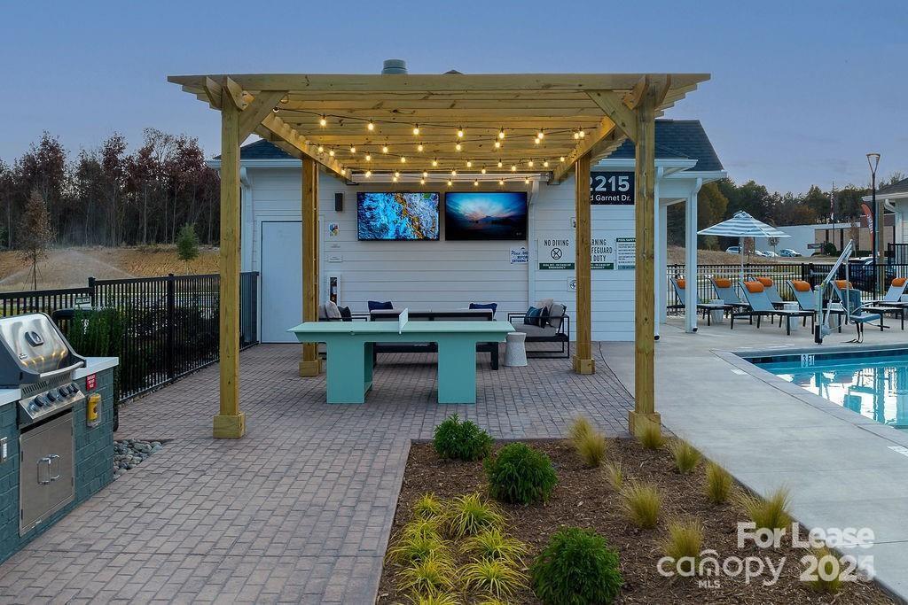 225 Rhyne Road Charlotte NC 28214