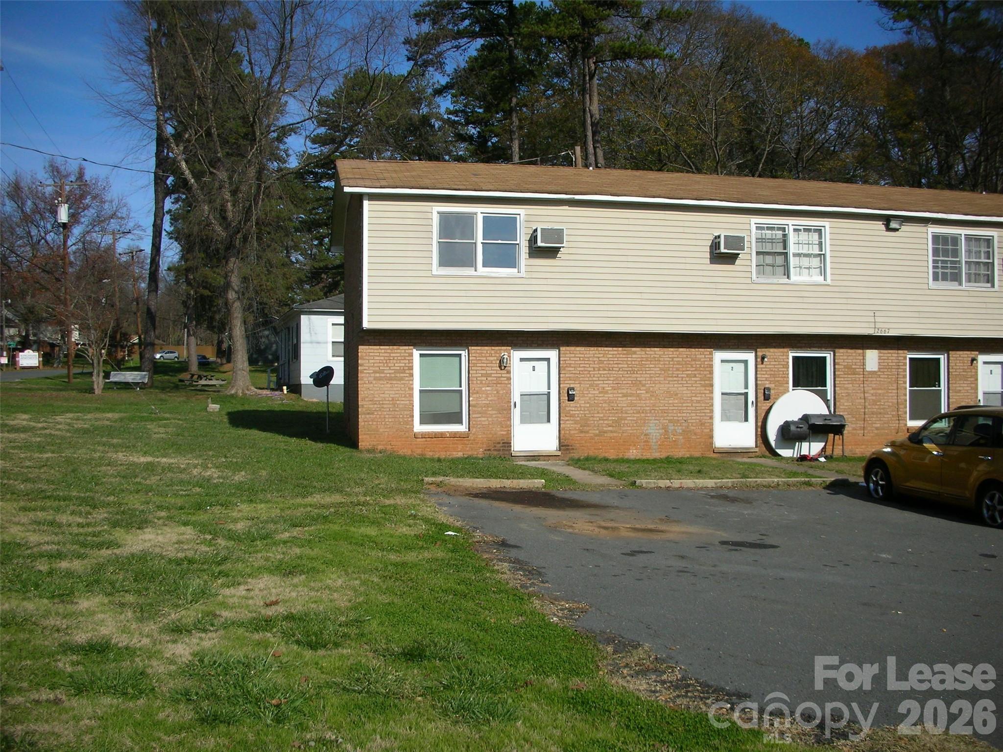 2667 Dr Carver Road Charlotte NC 28208
