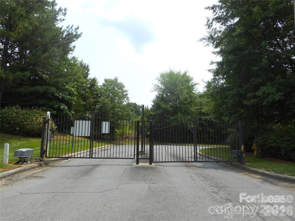 2472 Ryerson Court Charlotte NC 28213