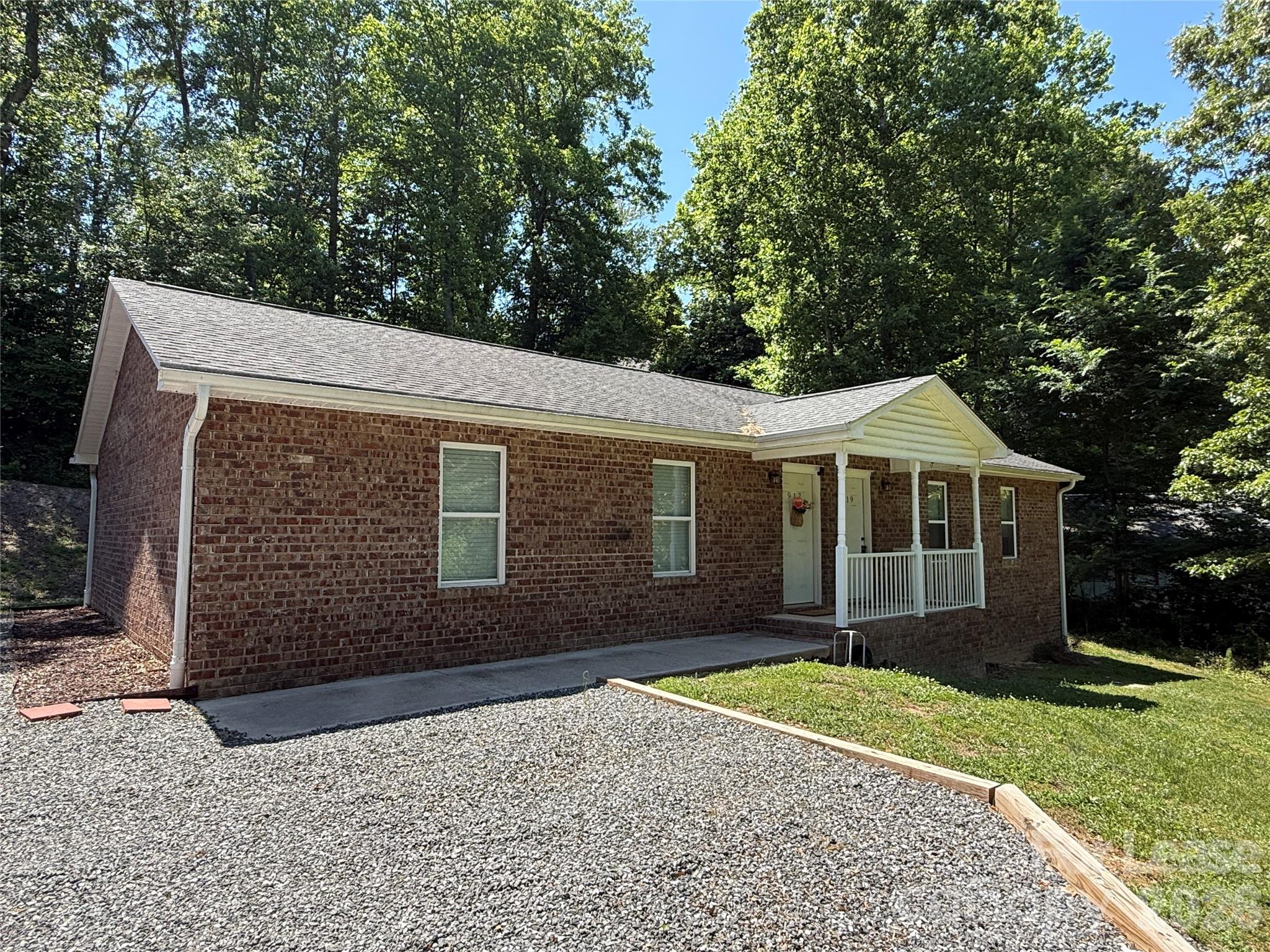 919 N Flint Street Lincolnton NC 28092
