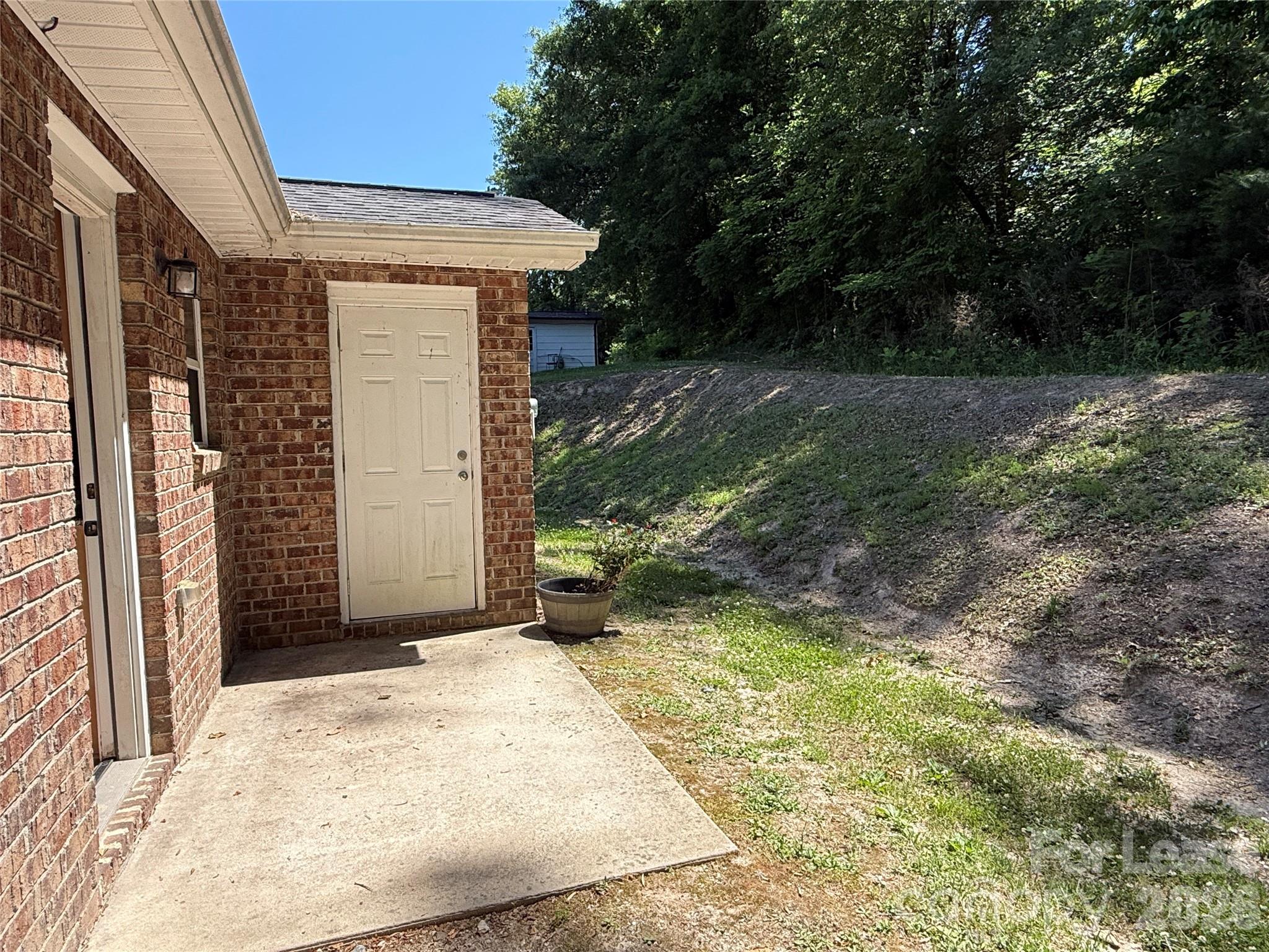 919 N Flint Street Lincolnton NC 28092