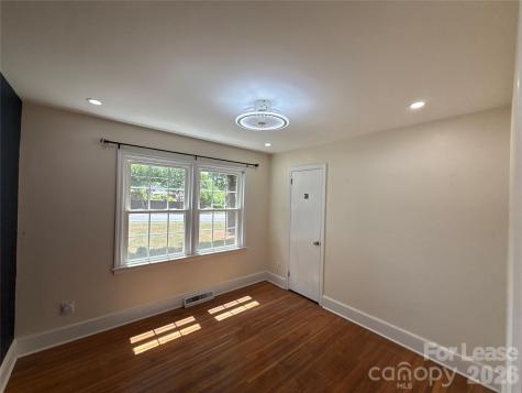 3927 Sharon View Road Charlotte NC 28226