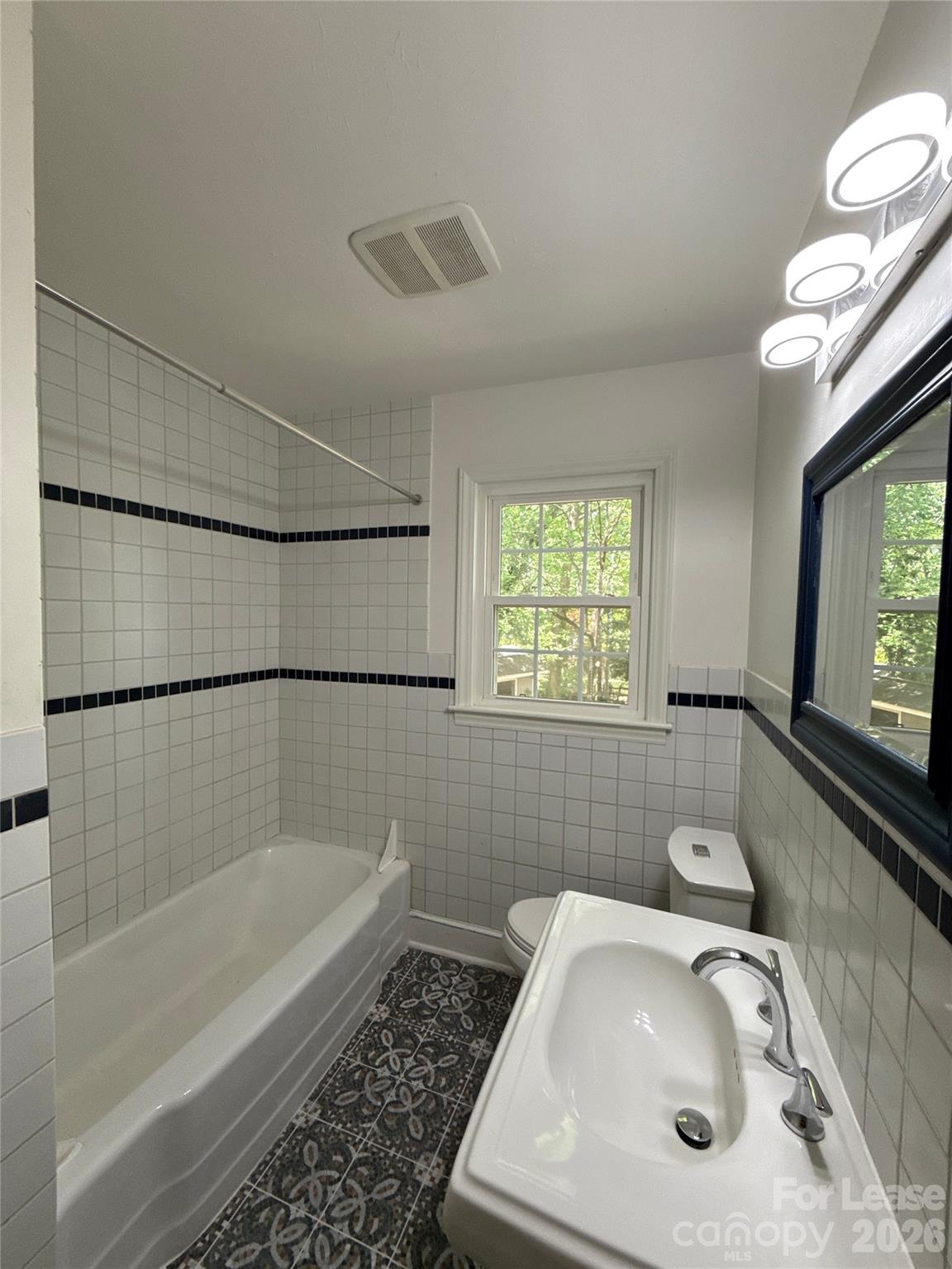 3927 Sharon View Road Charlotte NC 28226
