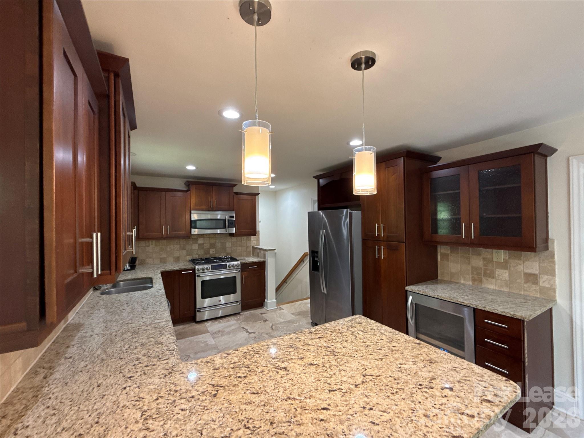 3927 Sharon View Road Charlotte NC 28226