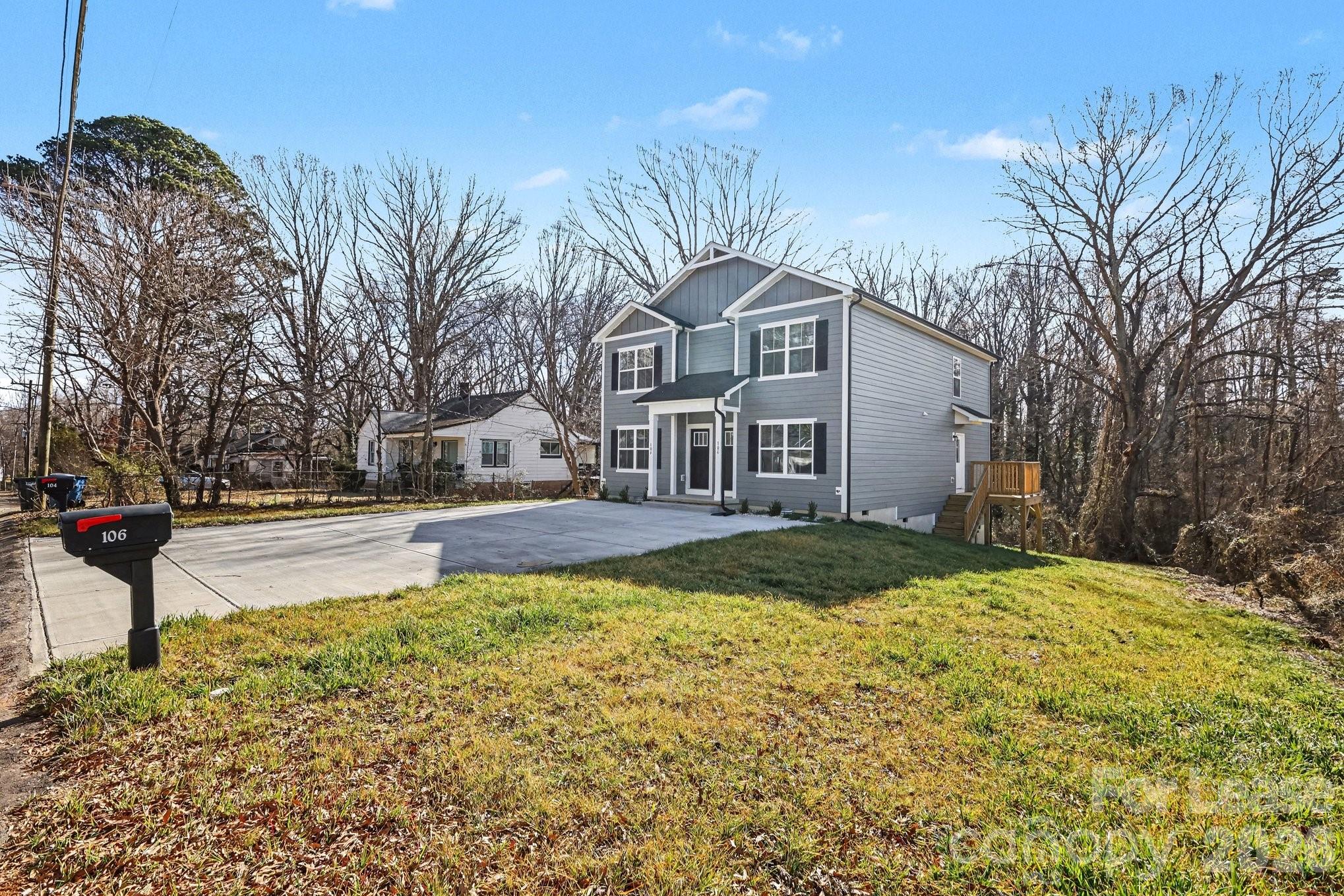 104 10th Avenue SE Hickory NC 28602