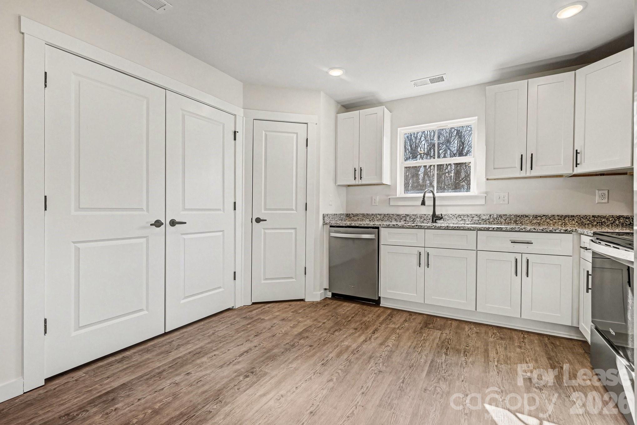 104 10th Avenue SE Hickory NC 28602