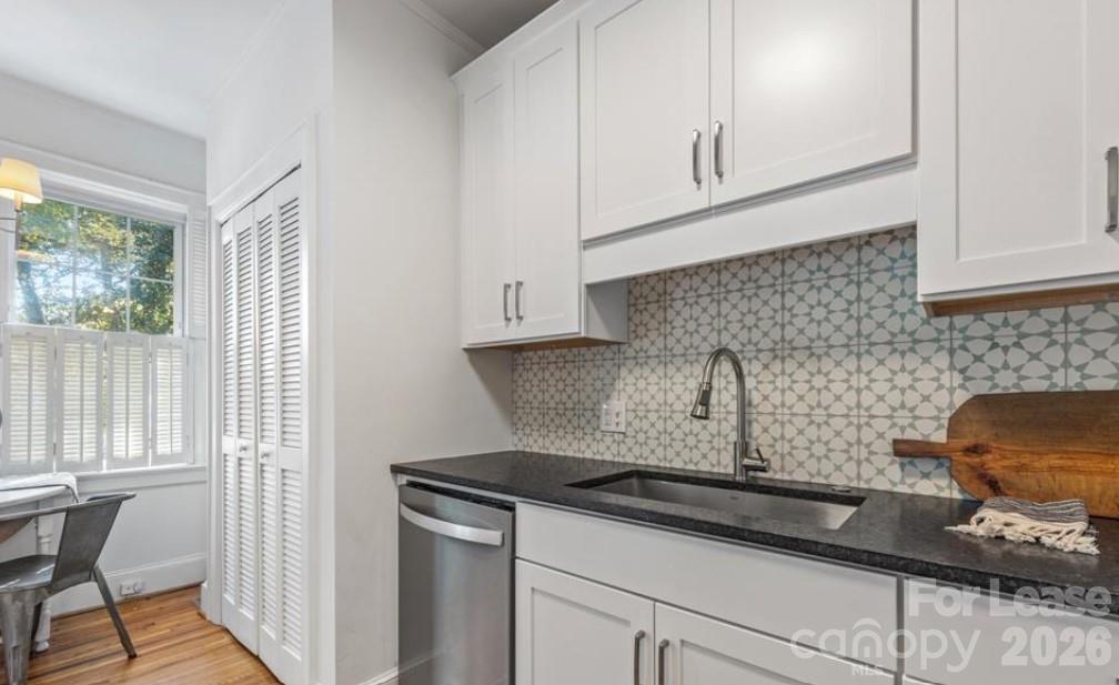 118 Altondale Avenue Charlotte NC 28207