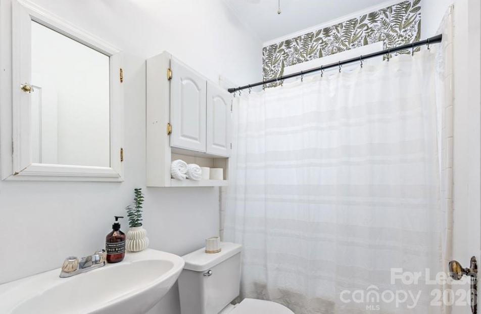 118 Altondale Avenue Charlotte NC 28207