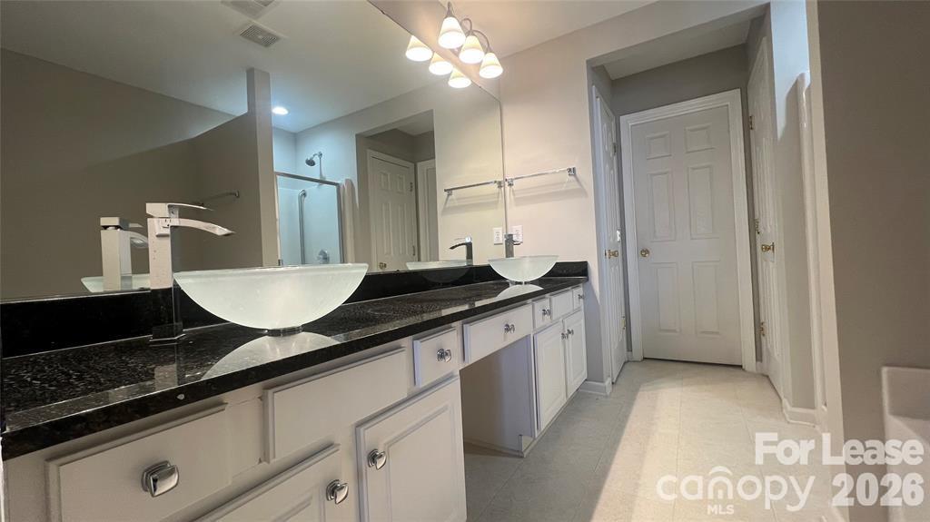 10232 Garmoyle Street Charlotte NC 28277