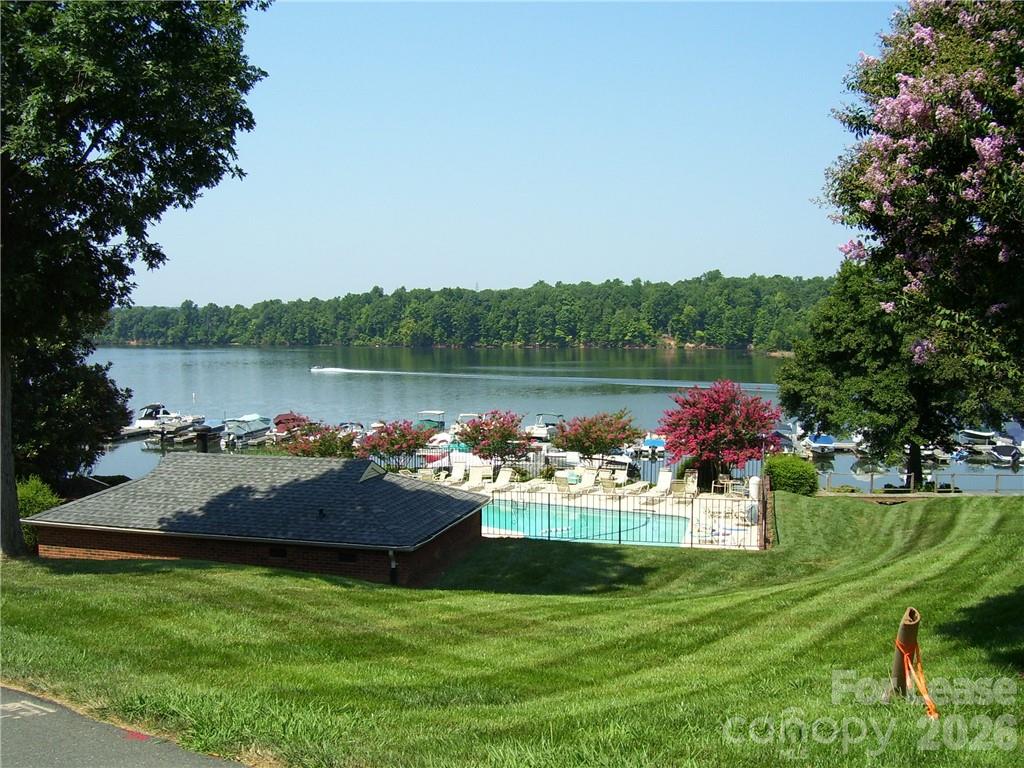 9809 Emerald Point Drive Charlotte NC 28278
