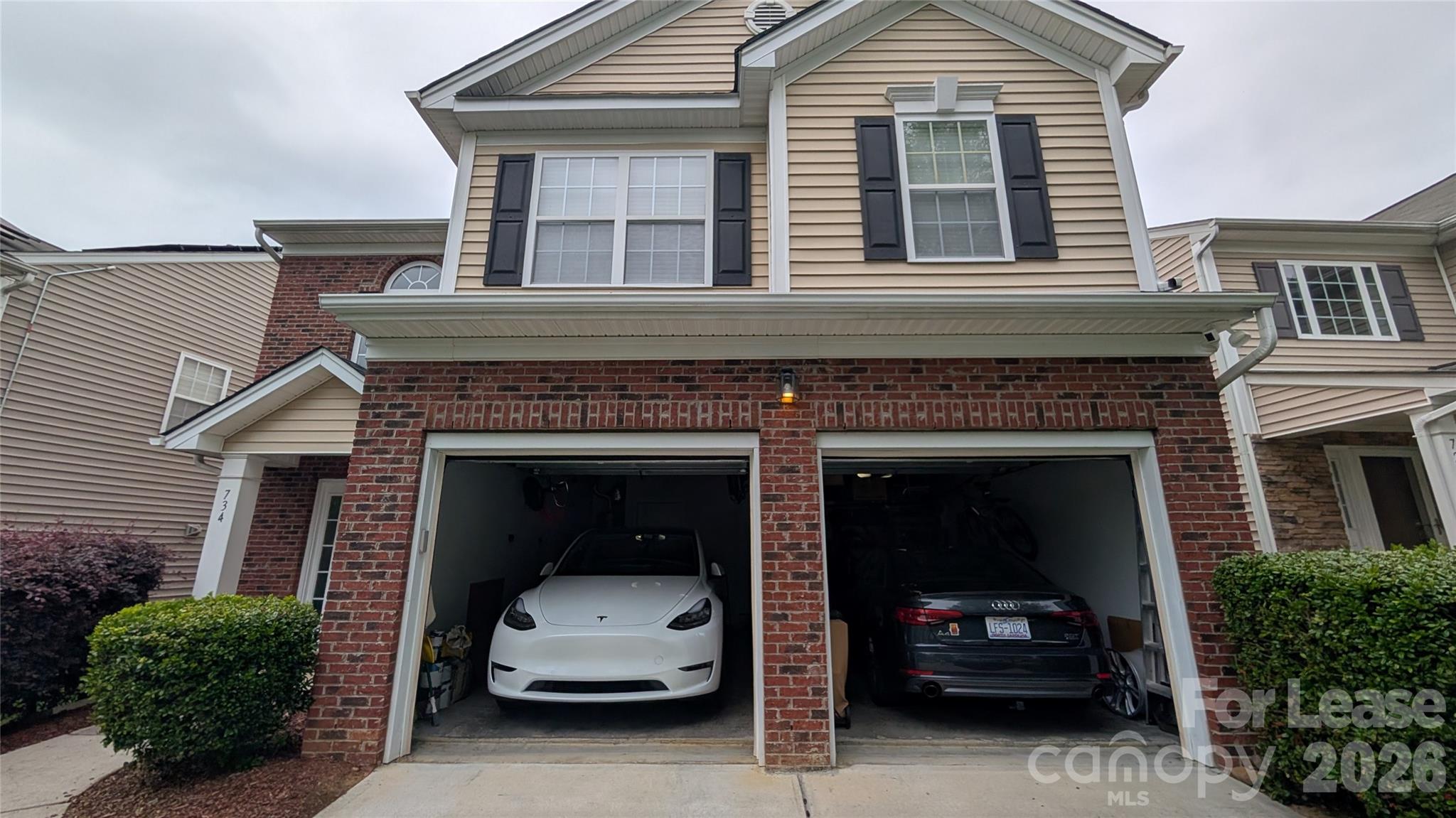 734 Lumber Lane Charlotte NC 28214