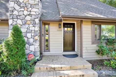 11725 Carmel Lakes Drive Charlotte NC 28226