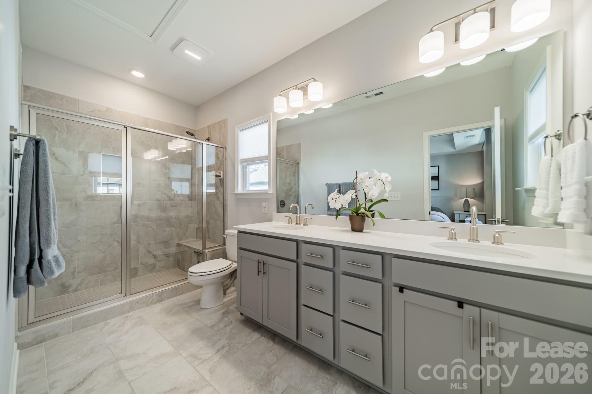 4040 Hidden Oaks Drive Charlotte NC 28205