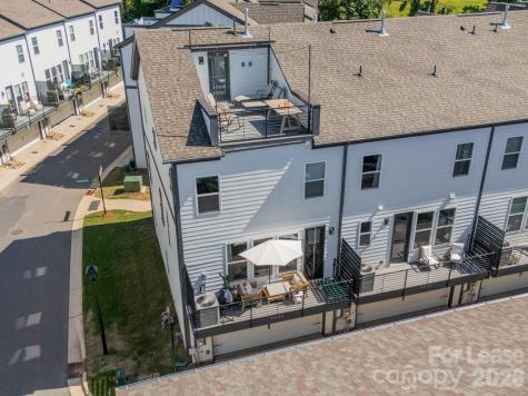 4040 Hidden Oaks Drive Charlotte NC 28205