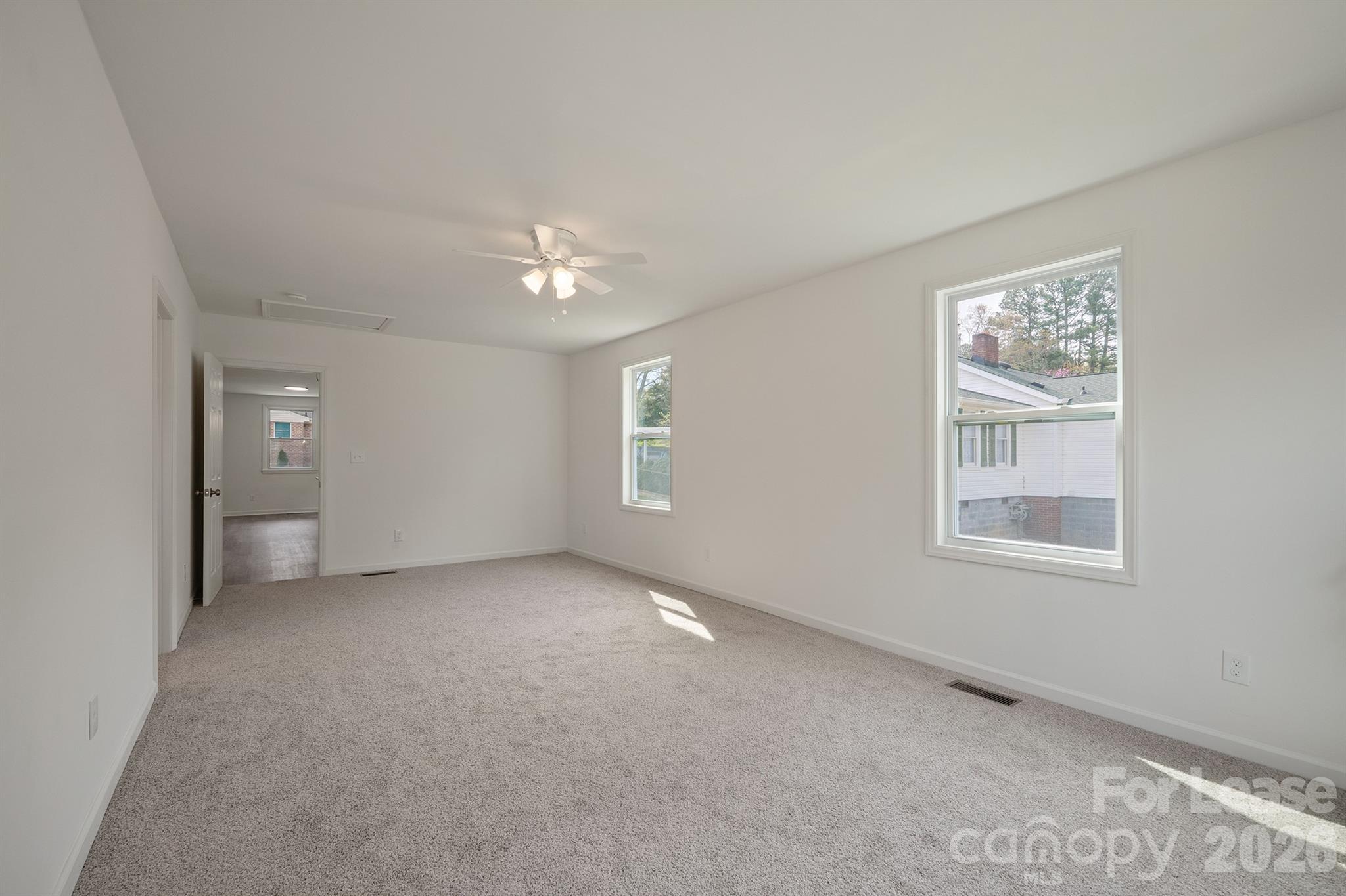 1417 N Oakwood Street Gastonia NC 28052
