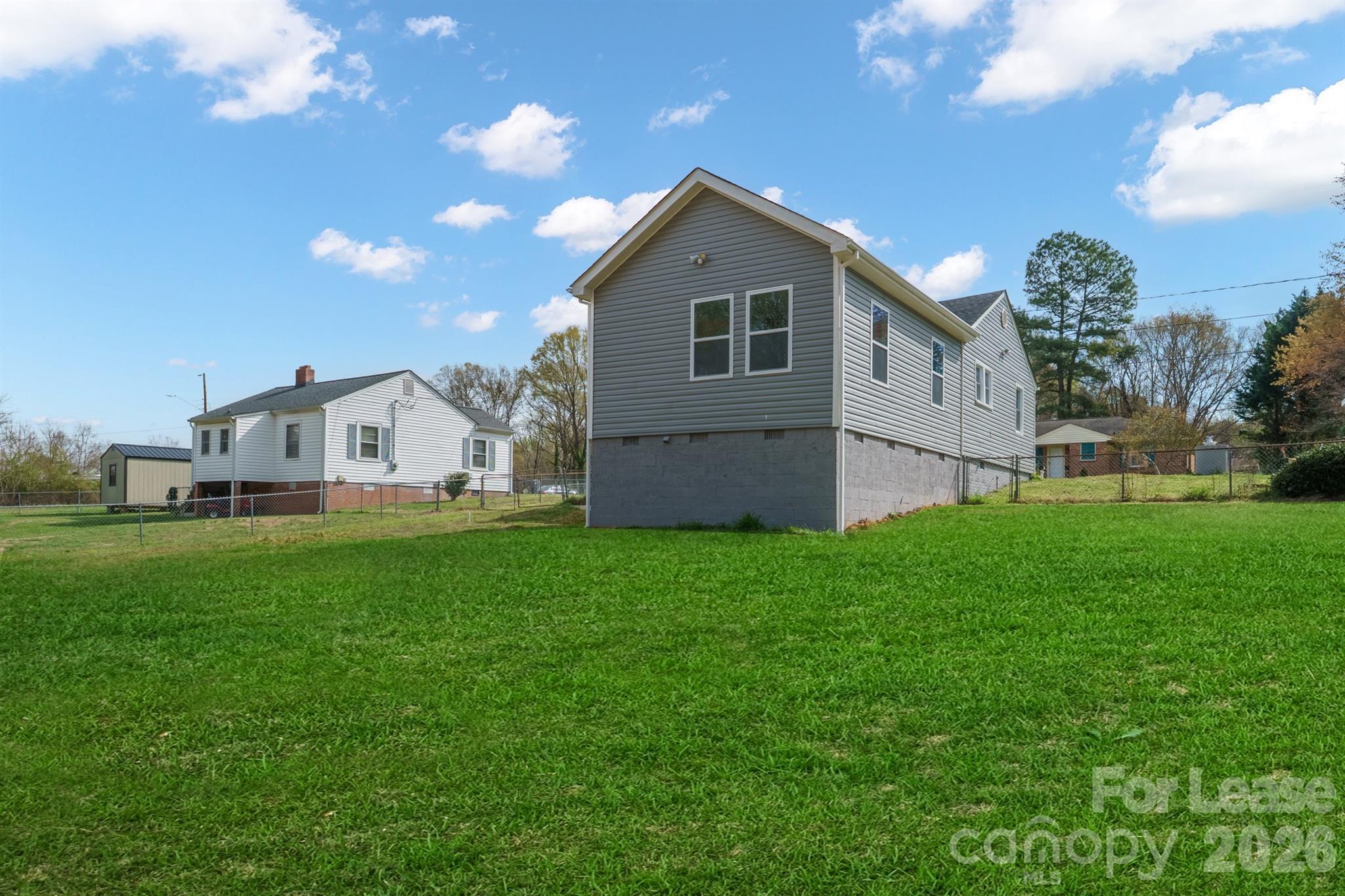 1417 N Oakwood Street Gastonia NC 28052
