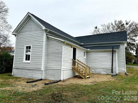 213 Irma Avenue Lexington NC 27292