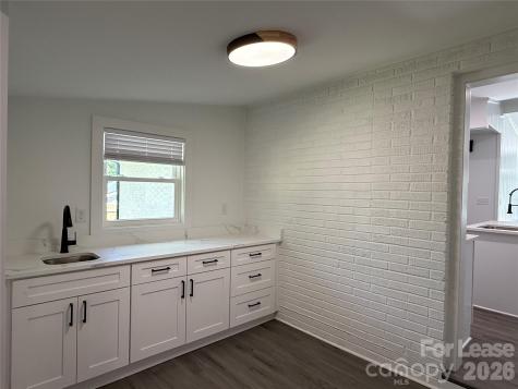 1139 Clanton Road Charlotte NC 28217