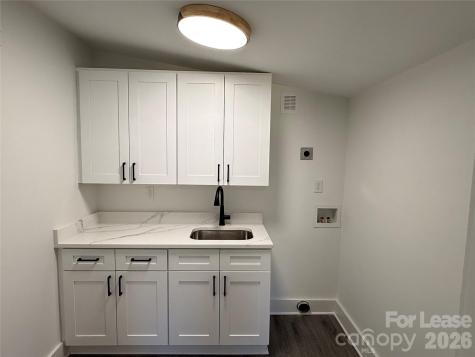 1139 Clanton Road Charlotte NC 28217