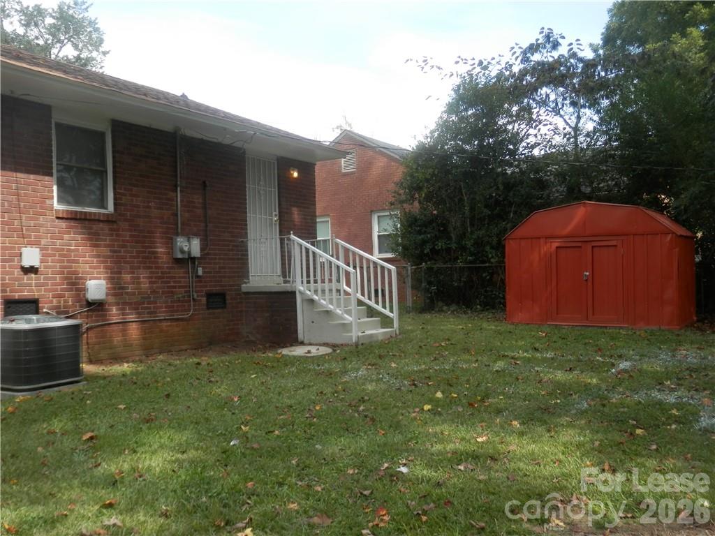 2827 Burbank Drive Charlotte NC 28216
