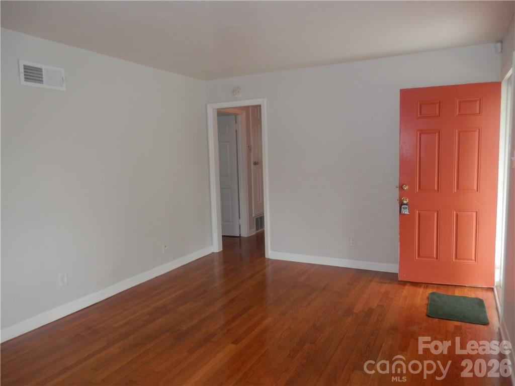 2827 Burbank Drive Charlotte NC 28216