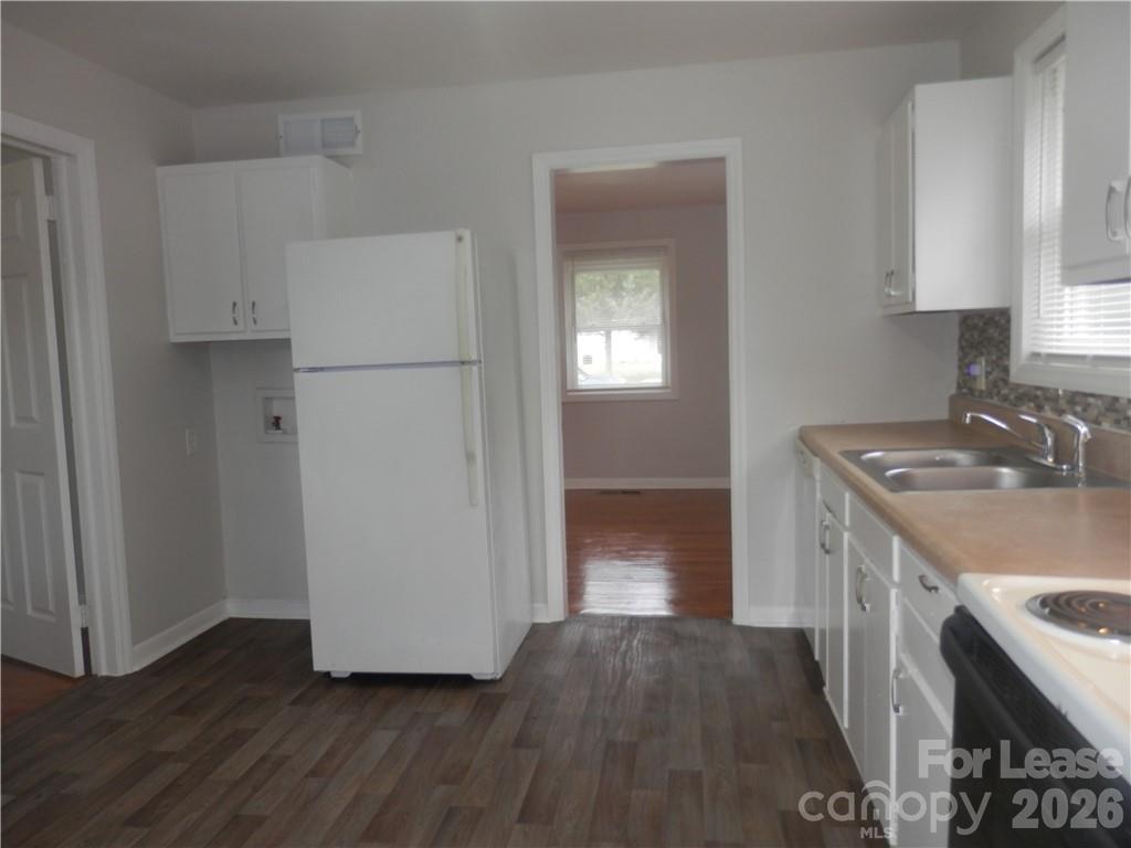 2827 Burbank Drive Charlotte NC 28216