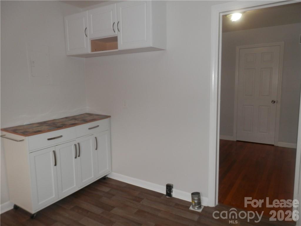 2827 Burbank Drive Charlotte NC 28216