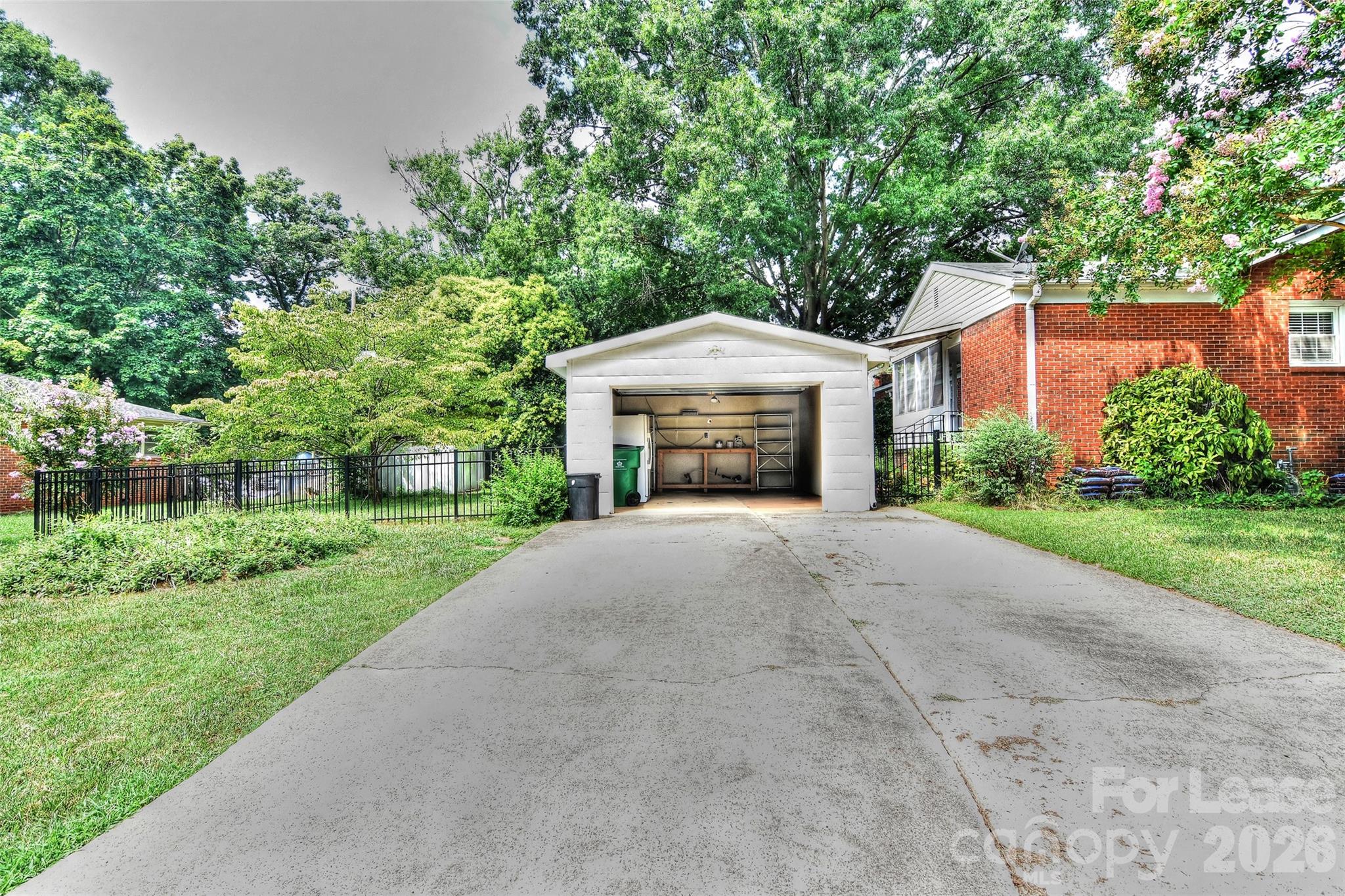420 Seneca Place Charlotte NC 28210