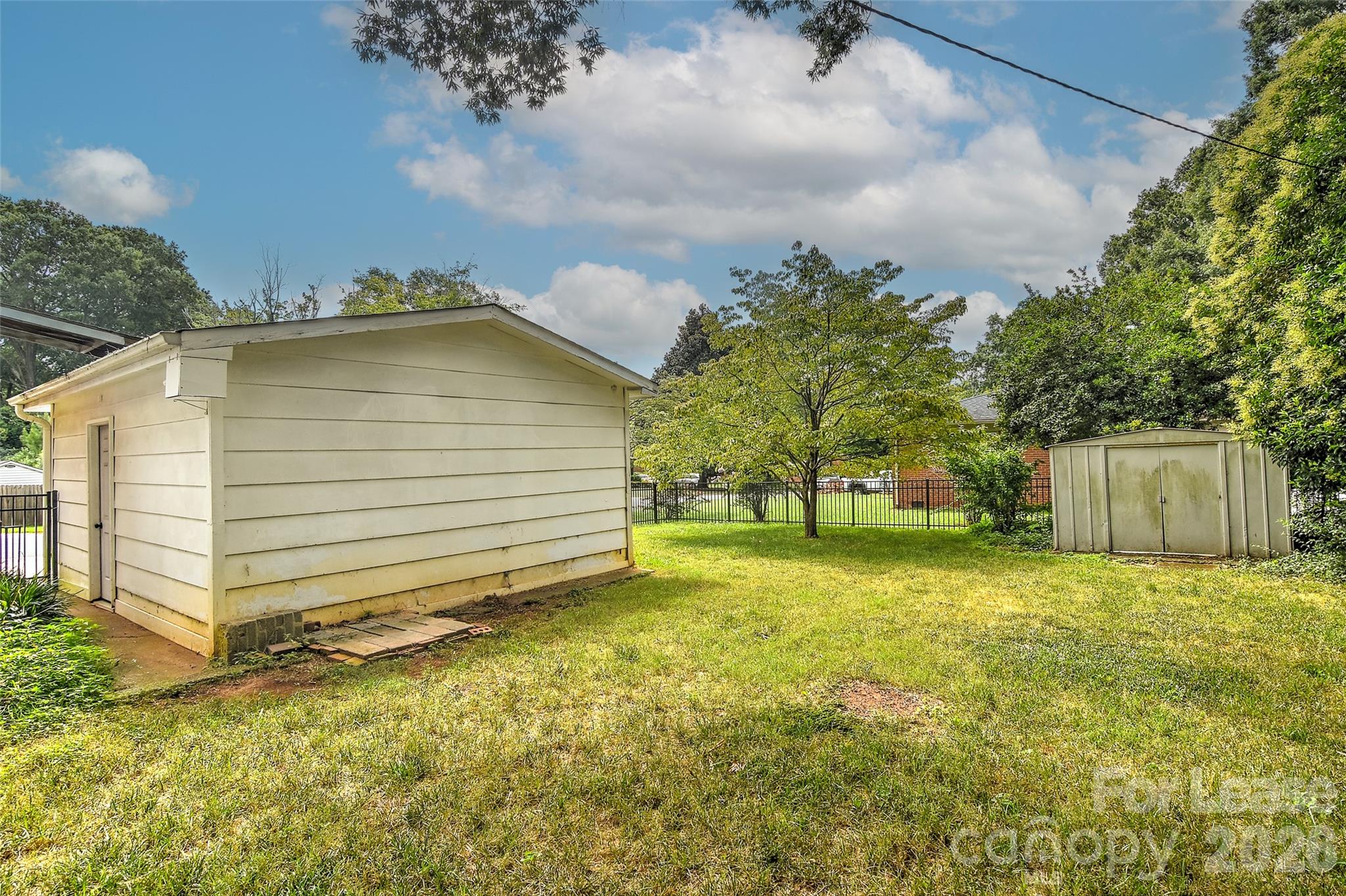 420 Seneca Place Charlotte NC 28210