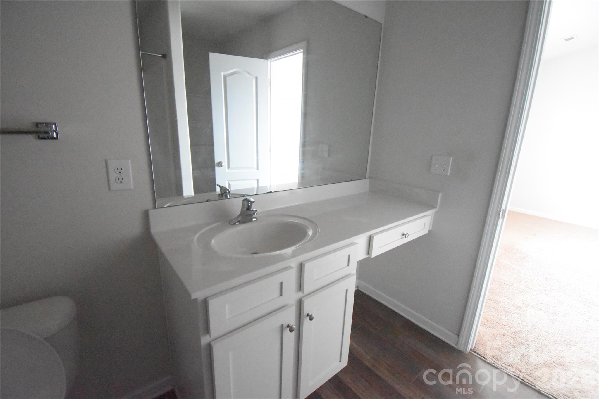 9709 Weikert Road Charlotte NC 28215